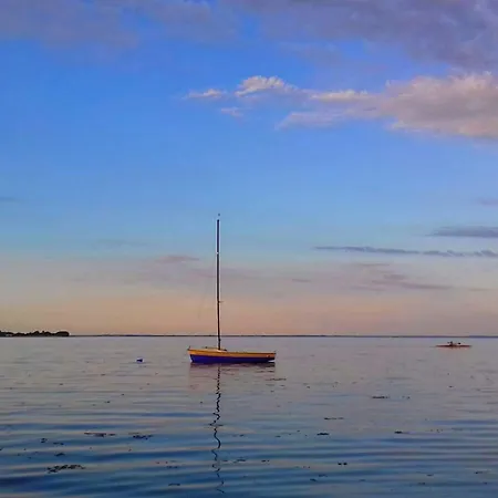 8 Person In Sjolund-by Traum Сasa de vacaciones Binderup Strand